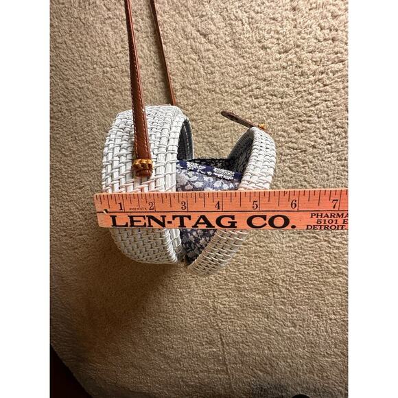 Handcrafted White Round Rattan Purse Leather Strap Crossbody Canteen‎ Boho Chic - Picture 10 of 14